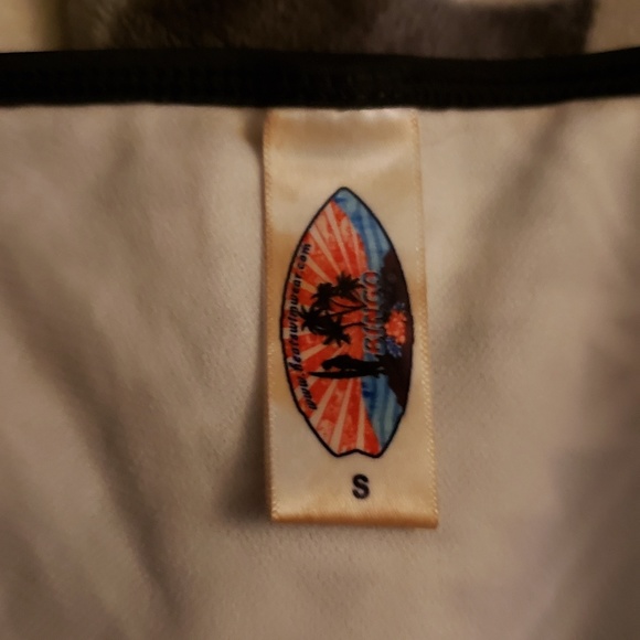 Swimming suit - Picture 2 of 3